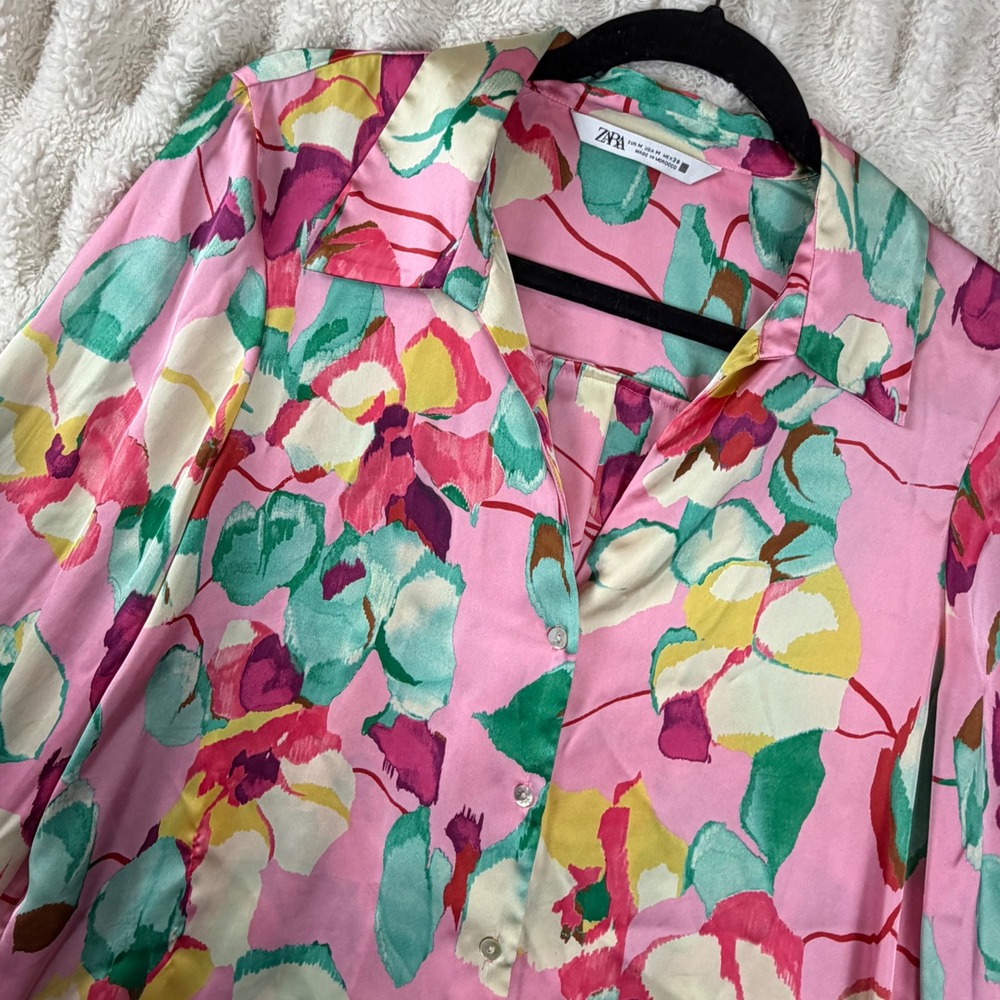 Zara Pink Floral Satin Button Down Long Sleeve Blouse Shirt Medium